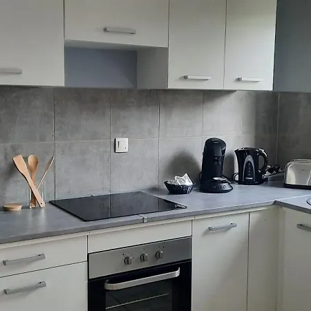 Semesterbostad La Maison Ludo Arrest